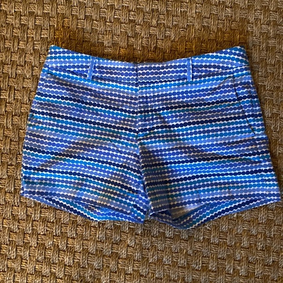 Banana Republic Pants - Banana Republic Marimekko 5in inseam blue dot Hampton shorts sz 6